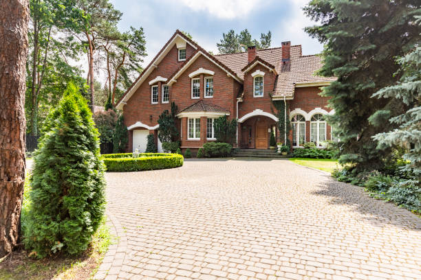 Best Driveway Pavers Near Me  in Village Of Waukesha, WI